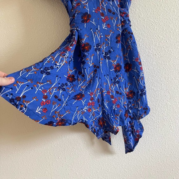 Free People Blue Floral Women's Romper Size 12 - Picture 5 of 10